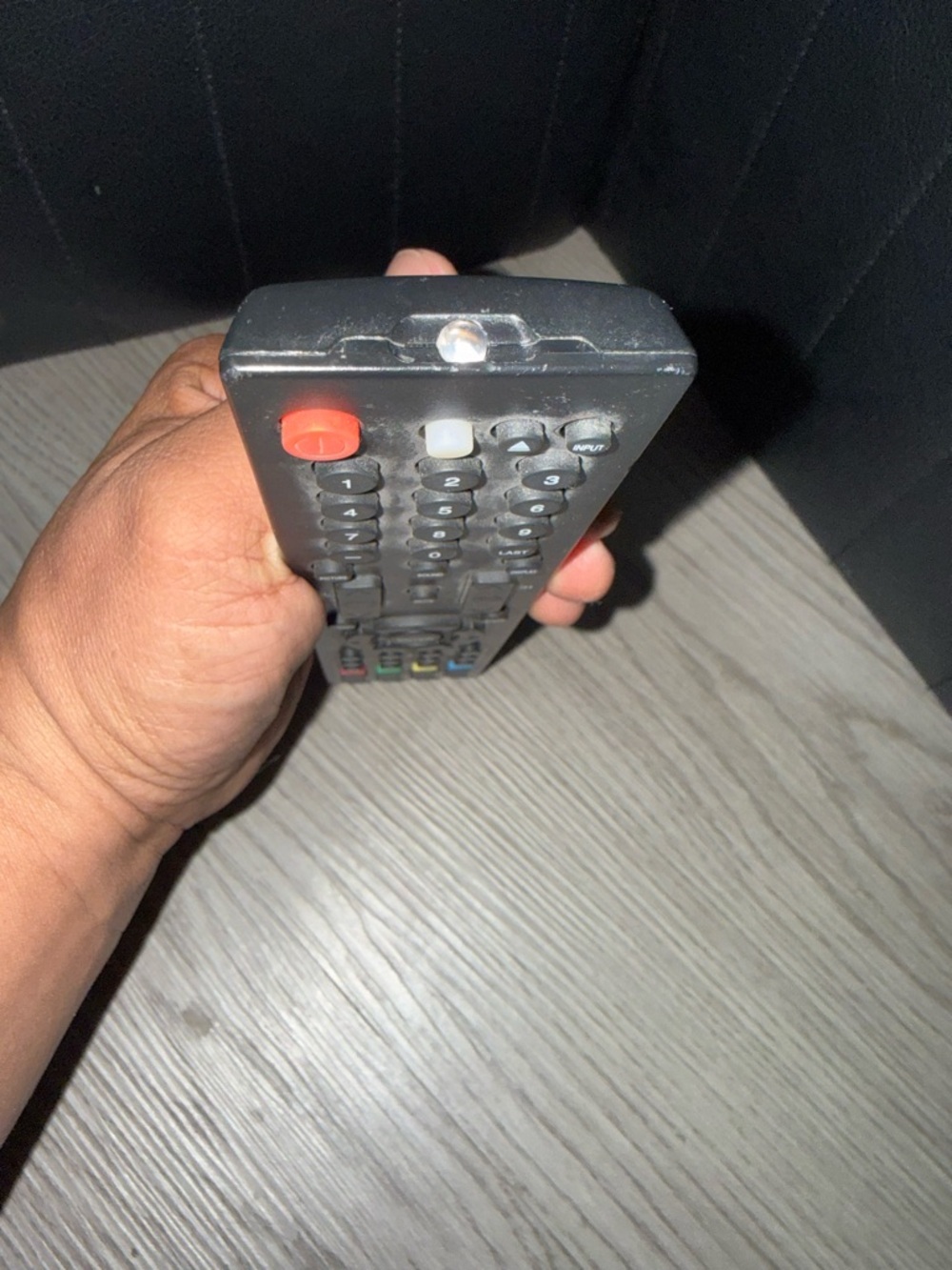 Element TV Remote Control Model EN-31607E Tested Works No Batteries Included - Picture 5 of 6